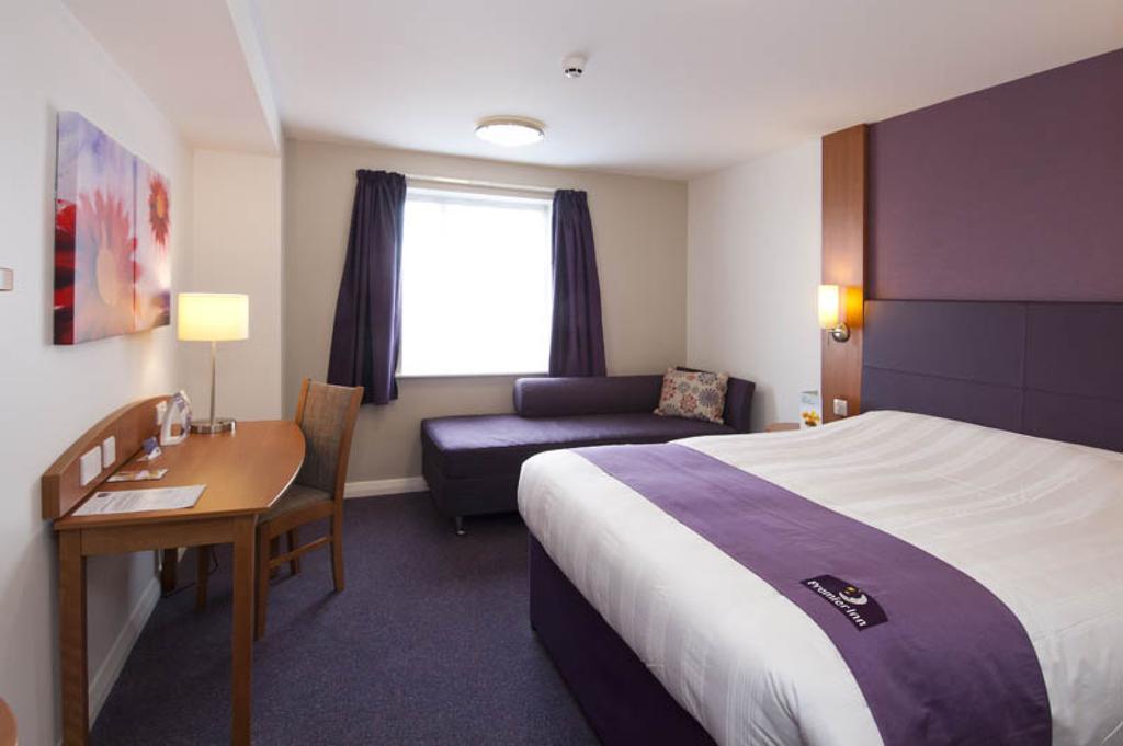 Premier Inn London Southwark - Tate Modern ภายนอก รูปภาพ