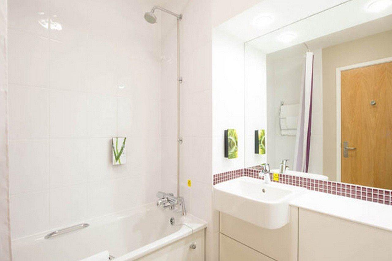 Premier Inn London Southwark - Tate Modern ภายนอก รูปภาพ