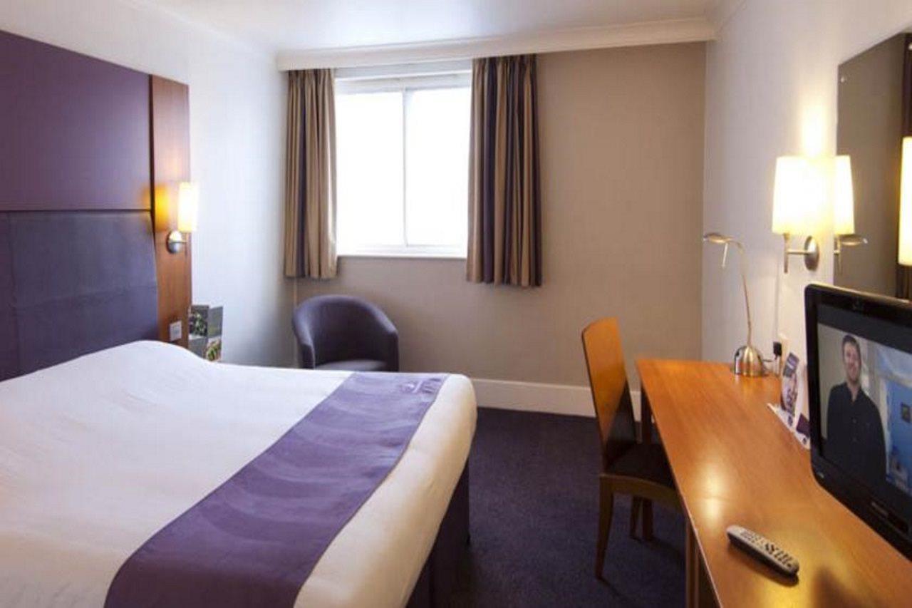 Premier Inn London Southwark - Tate Modern ภายนอก รูปภาพ